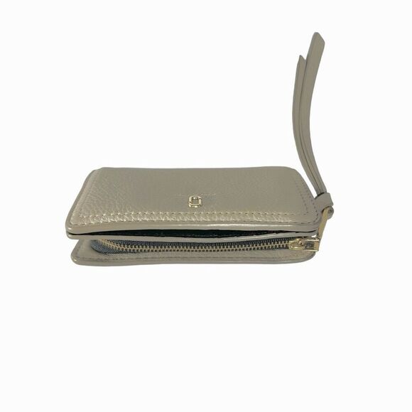 Marc Jacobs Cream w Golden Logo Snapshot soft Leather Top Zip  Multi Wallet - Picture 11 of 13